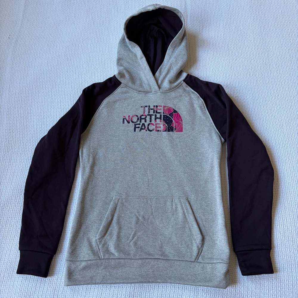 The North Face Half Dome Pullover 2.0 Hoodie Women’s Medium